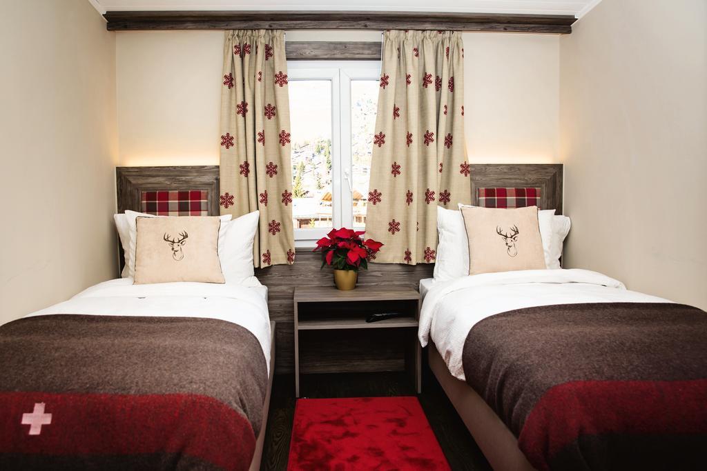 Hotel Bristol Verbier Exterior photo