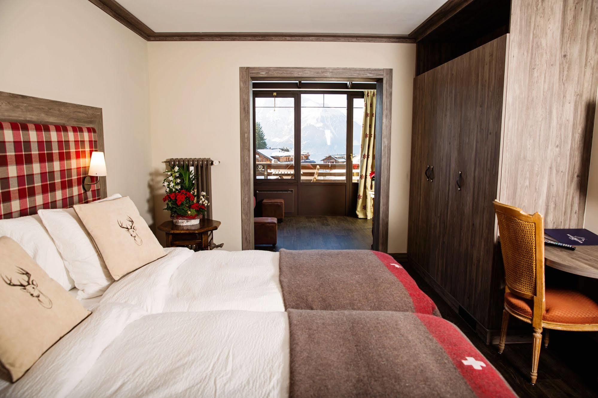 Hotel Bristol Verbier Exterior photo