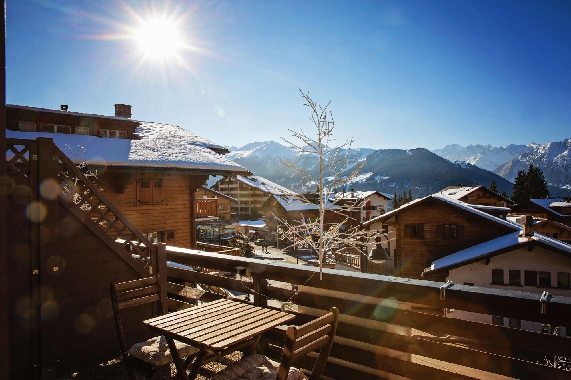 Hotel Bristol Verbier Exterior photo